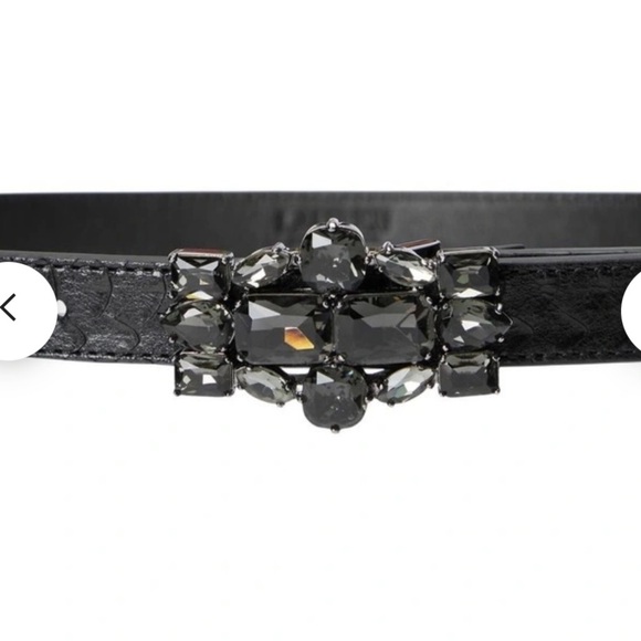 ⭐️NWOT Lauren Ralph Lauren Faux Snakeskin Black Belt with Gemstone Buckle⭐️ - Picture 7 of 8